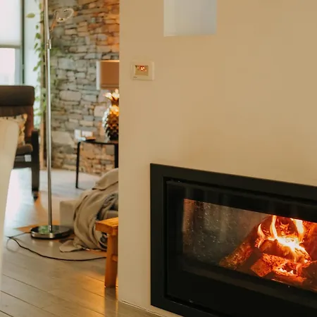 Hébergement de vacances Longra Family & *