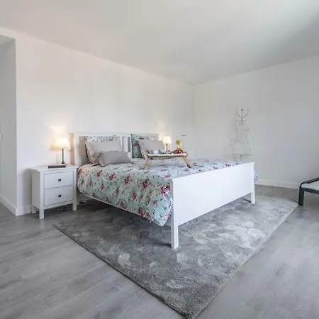 Holiday home Longra Family & *