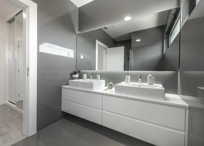 Longra Family & Barcel